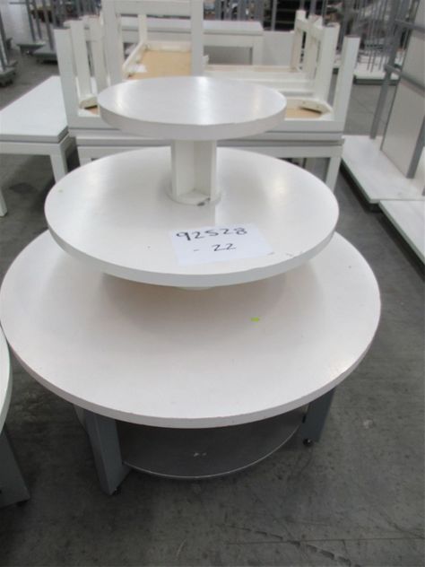 retail display round tables Round Table Retail Display, Retail Table Display Ideas, Shop Shelving Ideas Retail Displays, Retail Display Table, Retail Display Ideas, Stack Displays, Display Tables, Shop Shelving, Furniture Business