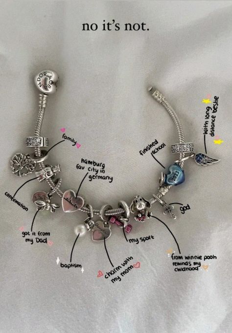 Pandora Bracelet Charms Ideas, Girly Bracelets, Pandora Bracelet Designs, Pandora Jewelry Charms, Wrist Jewelry, Jewelry Accessories Ideas, Dope Jewelry, Pandora Bracelet Charms, Jewelry Essentials