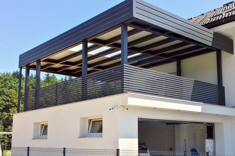 Railings Design For Terrace, Balcony Roofing Ideas, Balcony Roof Ideas Terraces, House Terrace Design Balconies, Roof Balcony Design, Roof Terrace Railings, Pergola On Rooftop, Ballastrades Outdoor, Grill Terrace Design