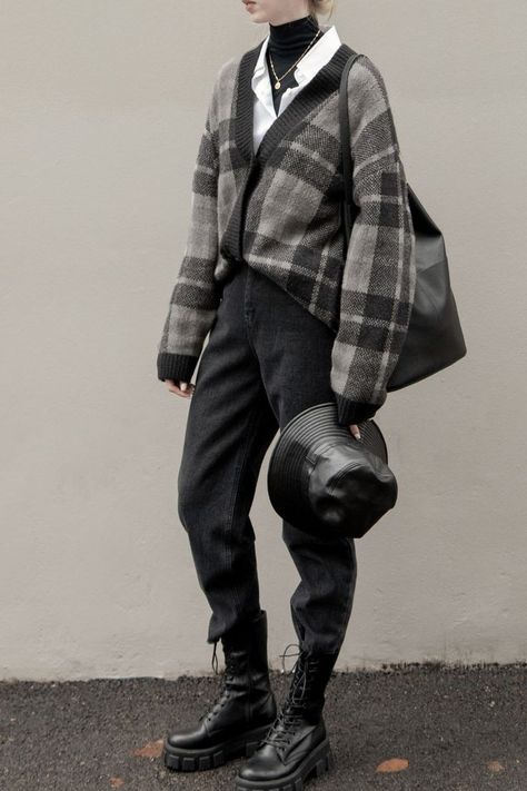 00s Mode, Knit Plaid, Clothing Board, 80s Punk, Oak Fort, Academia Outfits, Plaid Cardigan, Mock Neck Long Sleeve, Fall Days