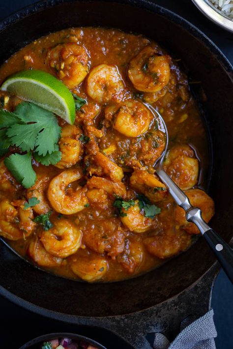 Prawn Curry Indian, Indian Prawn Curry, Curry Prawns, Prawn Curry Recipe, Indian Food Items, Prawns Curry, Vegetable Masala, Prawn Masala, Prawns Recipe