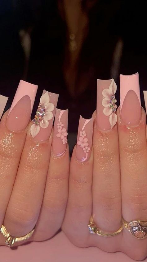 Acrylics Aesthetic, Design Nails Acrylic, Black Nails Short, Nails Colour, Nails Shapes, Quince Nails, Ideas For Short Nails, Quinceanera Nails, Girly Acrylic Nails