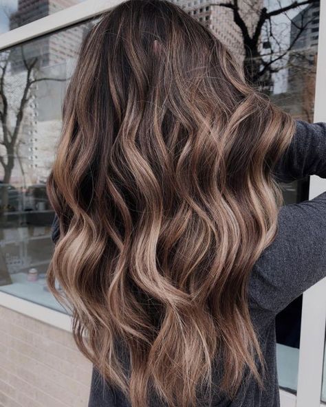 Sandy Blonde Balayage for Dark Hair Ashy Brunette, Balayage Long Hair, Brown And Blonde, Brown Hair Inspo, Brunette Hair With Highlights, Balayage Hair Dark, Brunette Balayage Hair, Brown Hair Balayage, Long Dark Hair