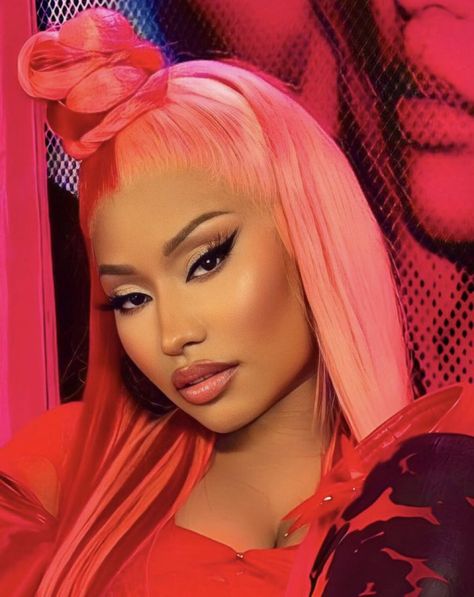 Nicki Minaj Winged Eyeliner, Nicki Minaj Portrait Reference, Nicki Minaj Red Hair, Nicki Minaj Pics, Nicki Minaj Makeup, Nikki Manaj, Queen Of Rap, Nicki Minaj Concert, Nicki Baby