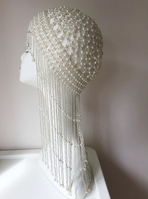 Pearl Hat, Gatsby Accessories, Beads Clothes, Beaded Headpiece, Statement Hat, Estilo Hijab, Pearl Headpiece, Pearl Bride, Pearl Accessories