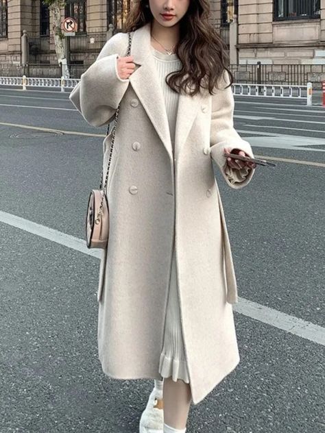 Korean Fashion Office, Woolen Coat Woman, Coat Korean, Long Overcoat, Loose Fashion, Loose Coats, Middle Age Fashion, Chic Shirts, Flared Sleeves Top