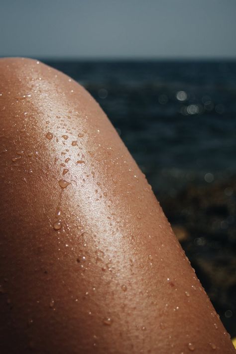 Sweaty Skin Aesthetic, Wet Skin Photoshoot, Wet Skin Photography, Close Up Aesthetic Pictures, Summer Skin Aesthetic, Skin Close Up, Water Droplets On Skin, Aesthetic Stock Photos, Skin Texture Photography