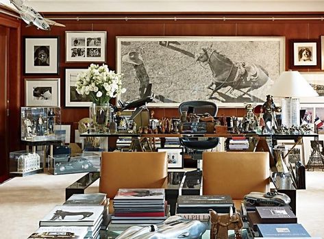 Ralph Lauren Office, Classic Office Interior, Ralph Lauren Interiors, Home Office Decor Ideas, Office Decor Ideas, Office Pictures, Classic Office, Classic Interior Design, Room Idea