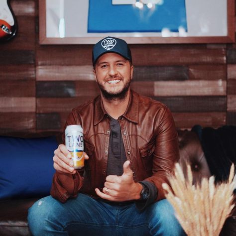 Luke Bryan Official’s Instagram post: “My beer @TwoLaneBrewing tastes like country music sounds, because it's made how country music is made. With real deal ingredients in real…” Luke Bryan Family, Luke Bryan Fan, Luke Bryan Pictures, Luke Bryan, Country Singers, Music Is, Disney Art, Country Music, Two By Two