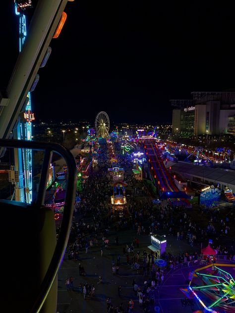 Fair At Night Aesthetic, Fair Night Aesthetic, Fair Aesthetic, Fair Rides, Perspective Drawing Architecture, Summer Fair, Dump Ideas, Night Scenery, Cute Friend Photos