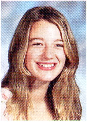 Blake Lively. looks like things can change for me. Celebrity Yearbook Photos, Gigi Hadid Looks, Blake Lively Style, Celebrities Before And After, Yearbook Photos, Star Children, Adam Sandler, Girl Celebrities, Zooey Deschanel