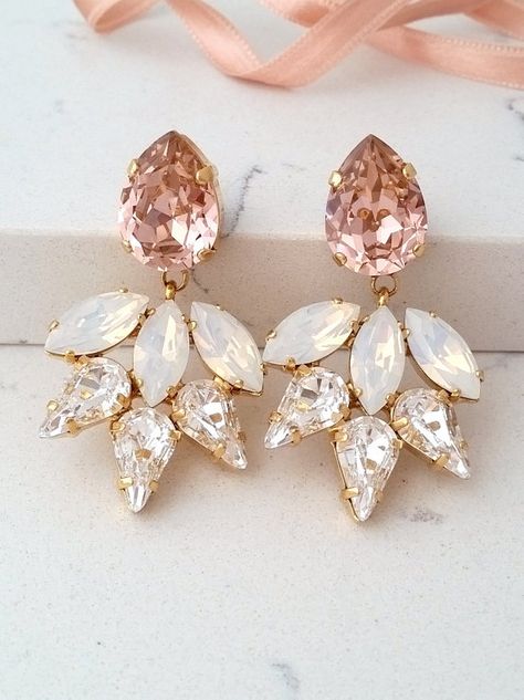 Morganite Earrings, Blush Earrings, White Opal Earrings, Bridal Earrings Chandelier, Swarovski Crystal Earrings, Swarovski Earrings, Opal Earrings, White Earrings, Bridesmaid Earrings