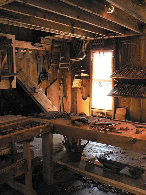 Wood Carving Workshop, Architect Concept, Wood Shops, Concept Plan, Garage Atelier, Carpentry Workshop, Sea Ranch, Workshop Studio, Backyard Studio