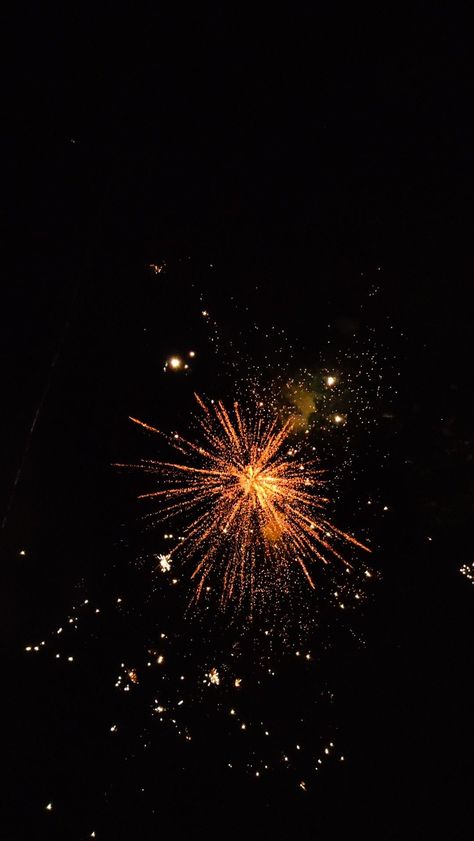 Diwali Sparkles Photography, Dipawali Aesthetic, Happy Diwali Asthetic Picture, Diwali Pics Ideas With Lights, Festival Wallpaper Aesthetic, Diwali Crackers Aesthetic, Diwali Vibes Quotes, Aesthetic Diwali Wishes, Diwali Stories Instagram