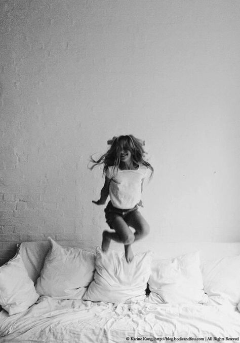 Image via We Heart It https://weheartit.com/entry/173527776/via/2659899 #beautifulgirl #blackandwhite #photoshoot #photography Jim Morrison, Jolie Photo, 인물 사진, White Photography, Black And White Photography, Life Is Beautiful, Picture Perfect, Make Me Smile, Photo Inspiration