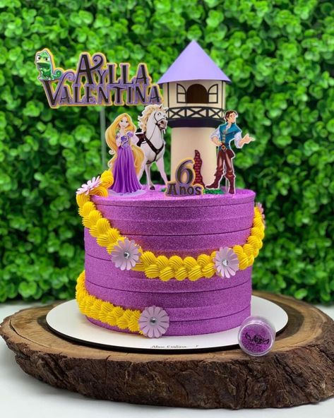 Pastel Rapunzel, Princess Peach Party, Bolo Rapunzel, Princess Backdrops, Rapunzel Cake, Rapunzel Party, Peach Party, Beautiful Cupcakes, Cake Toppings