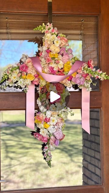 Francie Kaufman on Instagram: "Making a floral cross at Easter with my mom (and now Anna Carter, too) is one of my very favorite traditions! While I’m far from a professional, I finally made a video to give you a general idea of the process - which is really just filling your cross with beautiful flowers that you love! I hope this inspires you to create your own! Have a blessed Good Friday and wonderful Easter weekend! 

Supplies:
Oasis Floral Foam Cross - this one is 24”
I will link the exact one we ordered. Check your local wholesale florist or online wholesale sites like SupplyFlora and DirectFloral, too!
Flowers - these are from Davis Wholesale, @farmstandbystonehollow, & @traderjoes 
Scissors - for trimming stems 
Heavy Gauge Wire - for hanging your cross
Floral Pins - to secure flowe Blessed Good Friday, The Oasis, Floral Pins, Floral Cross, Easter Weekend, Floral Foam, Make A Video, Good Friday, My Mom