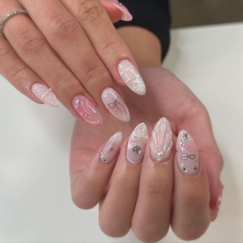 Nessa Nails, Pink White Nails, Hello Nails, Gel Nails Diy, Mermaid Nails, Pretty Gel Nails, Pearl Nails, Soft Nails, Jelly Nails