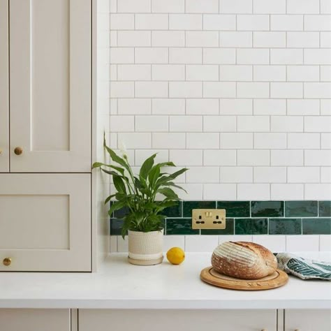 Green Brick Tile, Open Plan Kitchen Ideas, Tile Photography, Green And White Kitchen, Seating Area Ideas, Kitchen Tiling, Howdens Kitchen, Scallop Tiles, Bathroom Grout