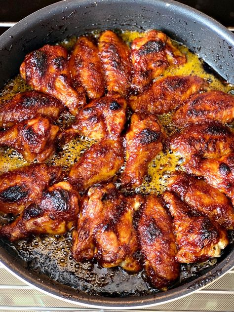 Sticky Blueberry Wings Pioneer Woman, Ribs And Chicken Wings Platter, Skillet Wings Recipe, Chicken Ribs Recipe, Chicken Wings On The Stove Top, Pan Cooked Chicken Wings, Chicken Wings In Skillet, Cast Iron Chicken Wings, Skillet Chicken Wings Recipes