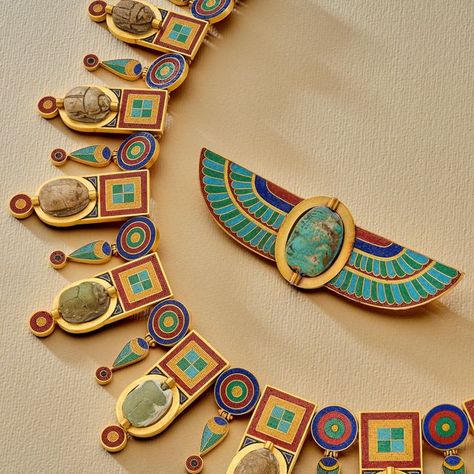 Rare Egyptian Revival Jewels on Sale December 2022 at Sothebys Egyptian Jewelry Ancient, Egyptian Treasure, Ancient Egypt Jewelry, Egyptian Jewellery, Egyptian Inspired Jewelry, Howard Carter, Egyptian Drawings, Egyptian Accessories, Egyptian Revival Jewelry