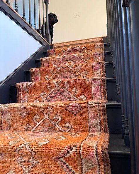 Stair rug runner