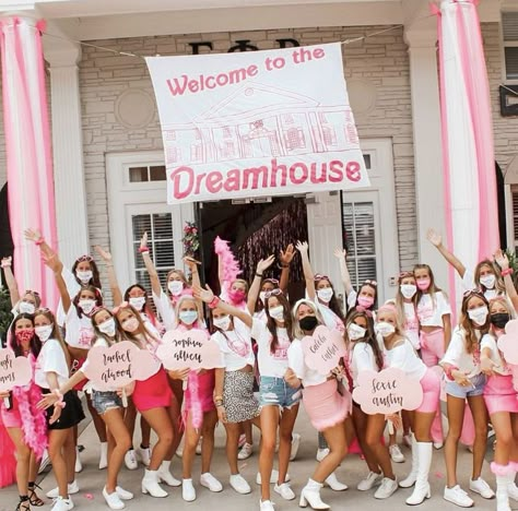 The best sorority bid day themes. Are you wondering what sorority theme to do for yours? We have that here Barbie Bid Day, Sorority Party Themes, Work Week Themes, Sorority Work Week, Sorority Bid Day Themes, Sorority Socials, Sorority Party, Sorority Themes, Recruitment Themes