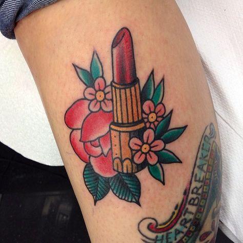 Traditional lipstick tattoo with the flowers Traditional Lipstick Tattoo, Lipstick Tattoo, Lipstick Tattoos, Traditional Tattoo Flowers, Kunst Tattoos, Traditional Tattoo Sleeve, Lipstick Designs, Tattoo Traditional, Lipstick Art