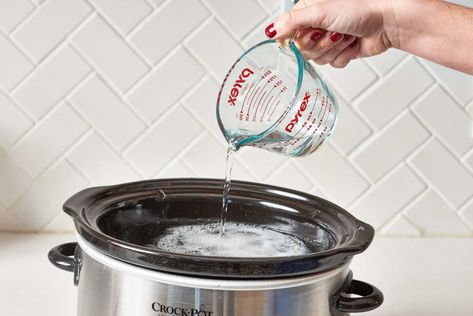 How to Make a Homemade Slow Cooker Humidifier | Apartment Therapy Natural Humidifier Diy, How To Humidify Your House Diy, Diy Humidifier Homemade, Homemade Humidifier, Diy Humidifier, Sick Face, Humidifier Diy, Vicks Humidifier, Slow Cooker Hacks