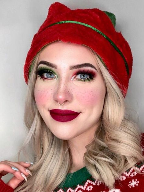 Christmas Elf Makeup, Holiday Eye Makeup, Christmas Makeup Simple, Xmas Makeup, Christmas Elf Costume, Christmas Eye Makeup, Christmas Makeup Look, Holiday Makeup Looks, Elf Costume