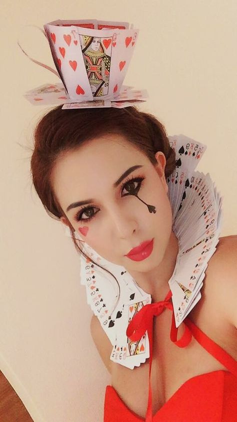 Queen of hearts Queen Of Hearts Homecoming Dress, Halloween Costumes Queen Of Hearts Diy, Queen Of Hearts Headpiece Diy, Queen Of Hearts Womens Costume, Queen Of Heart Diy Costume, Costume Hats Diy, Queen Of Hearts Party Ideas, Alice In Wonderland Costume Party, Queen Of Hearts Card Crown