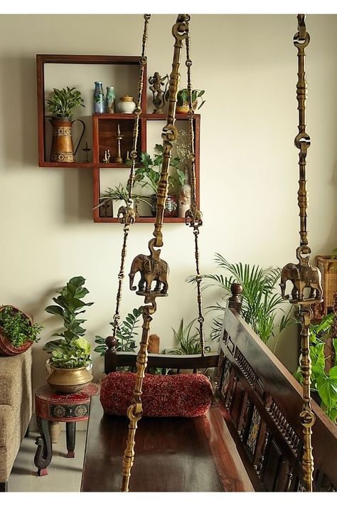 indoor green plants, house plants, green plants, healthy indoor plants, traditional jhoola, antique swing, vintage modern indian, antique modern indian home, indian living room Indian House Interior, Swing In Living Room, Village Interior, Indian Living Room Decor, Indian Interior Design, Indian Room, Indian Living Room, Indian Room Decor, India Home Decor