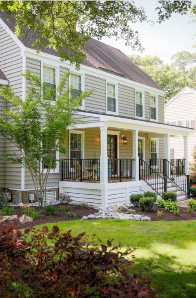 Colonial House Front Porch, Colonial Front Porch Ideas, Back Porch Design Ideas, Back Porch Design, Front Porch Stairs, Front Porch Stone, House Skirting, Back Porch Designs, Front Porch Addition