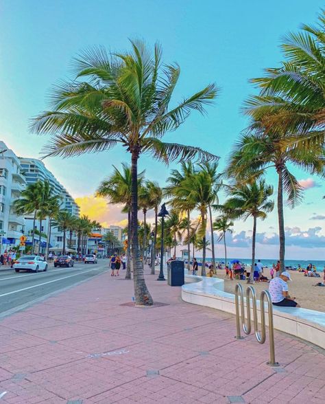 Preppy Filter, Florida Fort Lauderdale, South Beach Florida, Miami Vacation, Venice Florida, Places In Florida, Miami Life, Fort Lauderdale Beach, Florida Girl