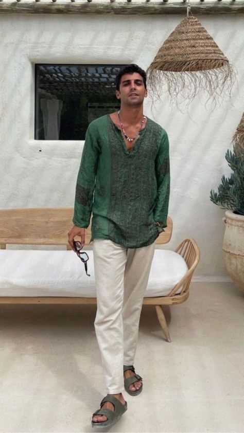 Bohemian Outfit Men, Egypt Outfits, Boho Men Style, Vacation Outfits Men, Mens Fashion Week Street Style, Dubai Outfits, Europe Travel Outfits, Island Outfit, Aesthetic Outfits Men