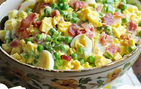 Southern Pea Salad Recipes, Dublin Pea Salad, Classic Southern Pea Salad, Frozen Pea Salad, Southern Pea Salad, Classic Pea Salad, Canned Peas, Green Pea Salad, Veg Salads