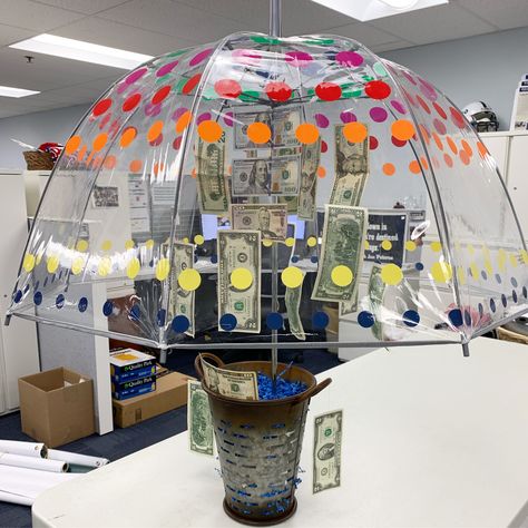 Spring Raffle Basket Ideas Fundraising, Rainy Day Basket Auction, Money Raffle Basket Ideas, Cash Raffle Basket Ideas, Umbrella Gift Basket, Raffle Set Up Ideas, Rake In The Cash Gift Basket, Donation Gift Baskets Raffle Ideas, Gala Basket Ideas