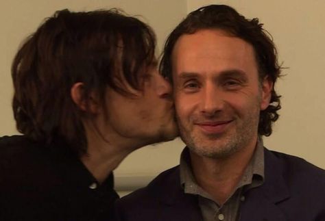 Rick And Daryl, Daryl And Rick, Gogo Tomago, Walking Dead Memes, Walking Dead Daryl, Walking Dead Cast, Andrew Lincoln, Fear The Walking Dead, Rick Grimes