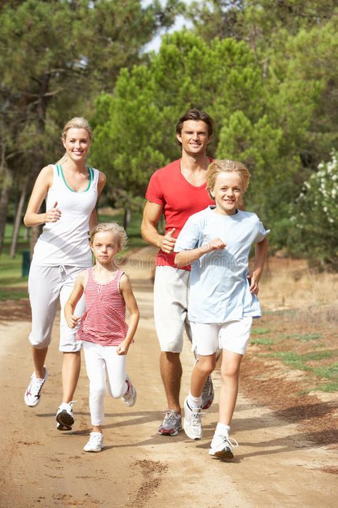 Family Running Together, People Running Towards Each Other, Family Playing Sports, Family Walking Photography, Active Photoshoot, Family Moodboard, Run Forest Run, Shooting Sport, Family Running