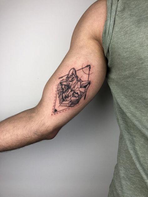 Fox Tattoo Men, Inside Of Arm Tattoo, Underarm Tattoo, Bicep Tattoo Men, Small Wolf Tattoo, Arm Sleeve Tattoos For Women, Inner Arm Tattoos, Inner Bicep Tattoo, Shape Tattoo