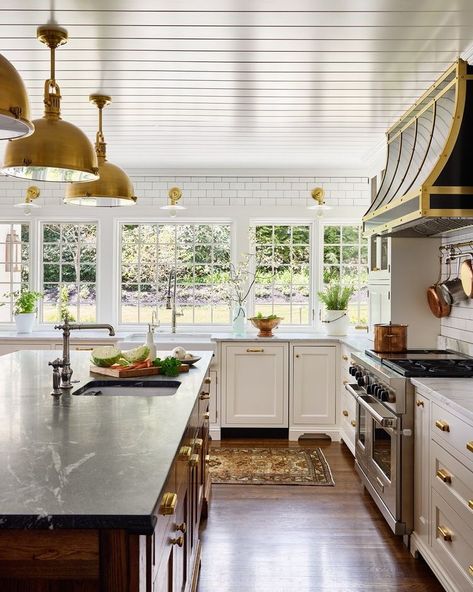 Love the one your with..🖤🤍 @readmckendree 📷 @lightnewengland @visualcomfort @karinlidbeck @kramerskitchens @kohler @supplynewengland…” • Jun 25, 2021 at 12:31am UT Katie Rosenfeld, New England Colonial, Vintage Dressing Tables, Up House, Colonial House, Historic Home, Clean Modern, Residential Design, The Ranch