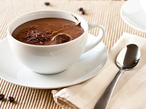 This recipe was orginally featured on The Style Insider Hazelnut mousse Rich, chocolatey and good for you! This is a delicious way to get some goodness into you Espresso Mousse, Choco Mousse, Choc Mousse, Mousse Dolce, Valentine's Dinner, Mousse Chocolate, Mousse Cakes, Dark Chocolate Mousse, Mousse Dessert