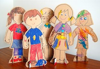 standing cardboard people Cartonnage, Mannequin Template, Cardboard Mannequin, Eco Kids Crafts, Cardboard People, Grandma Ideas, Carton Diy, Ikat Bag, Eco Kids