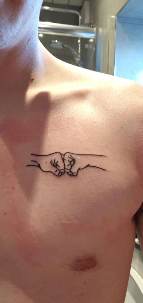 Small Tattoos For Men Matching, Matching Dude Tattoos, Guy Friendship Tattoos, Set Tattoo Friends Men, Best Friend Tattoos Man, Best Bro Tattoos, Small Gender Neutral Tattoos, Best Family Tattoos For Men, Men Friendship Tattoos