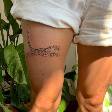 Michelle Pomerantz (She/Her) on Instagram: “A lovely cheetah in full sprint for Olivia. 🐆 . It was lovely to meet you and hear your story! 💛 . . . #pdxtattoo #portlandtattoo…” Cheetah Tattoo On Thigh, Cheetah Tattoo For Women On Thigh, Cheetah Tattoo Men, Cheetah Tattoo, Leopard Tattoo, Portland Tattoo, Running Tattoo, Leopard Tattoos, Feminine Tattoo Sleeves