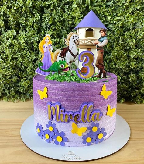 CAMIS Tangled Cake Rapunzel, Rapunzel Cake Ideas, Pastel Rapunzel, Bolo Rapunzel, Rapunzel Cake, Rapunzel Birthday, Rapunzel Party, Smash Cake, Nalu