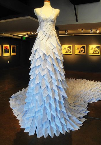 Normalcy, Not Nostrums | This is a paper dress created by Co… | Flickr Newspaper Dress, Paper Clothes, Recycled Dress, Origami Fashion, Diy Kostüm, Paper Fashion, Paper Dress, Paper Style, Dress Sketches