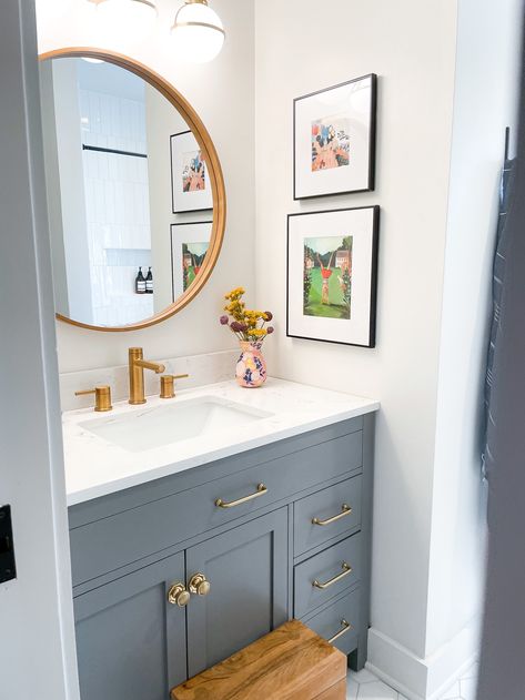 Small Boys Bathroom Ideas, Boy Bathroom Ideas Kid, Hgtv Bathroom Ideas, Children’s Bathroom, Boy And Girl Bathroom Ideas, Colored Bathroom Vanity, Toddler Bathroom Ideas, Boys Bathroom Ideas, Colorful Kids Bathroom