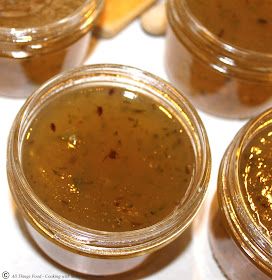 Apple Jalapeno Jelly Recipe, Apple Pepper Jelly, Jalapeno Jelly Recipes, Hatch Chili Recipes, Jalapeno Pepper Jelly, Canning Jam Recipes, Pepper Jelly Recipes, Jalapeno Jelly, Hot Pepper Jelly