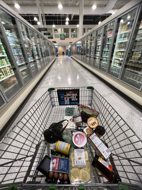 Groceries Shopping Aesthetic, Grocery Shopping Pictures, Publix Aesthetic, Mercado Aesthetic, Grocery Shopping Aesthetic, Grocery Store Aesthetic, Store Backdrop, Grocery Aesthetic, Carton Of Milk